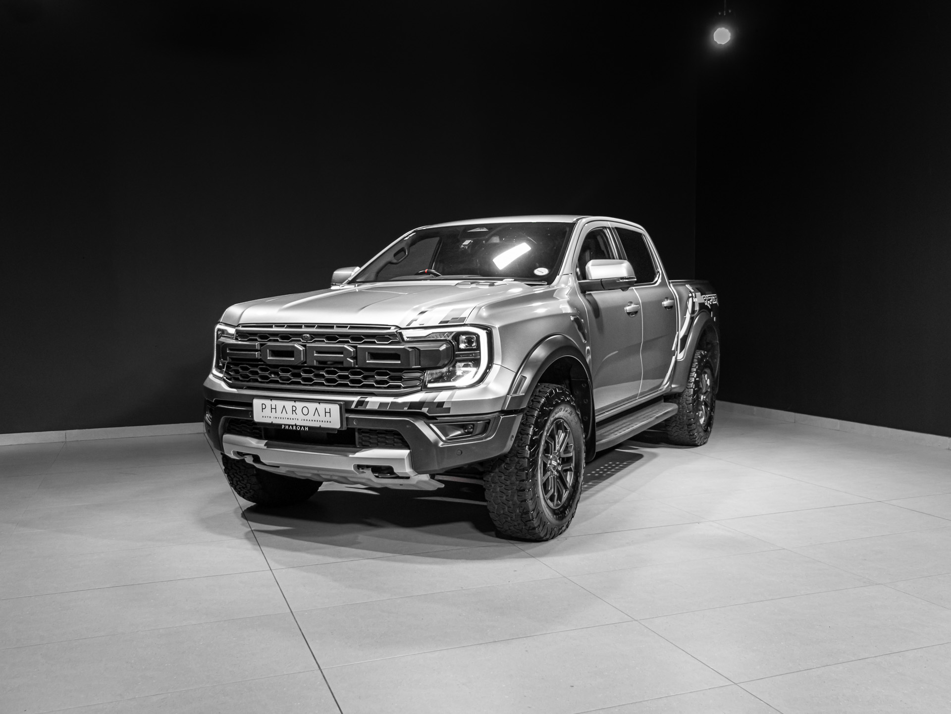 silver raptor 2367