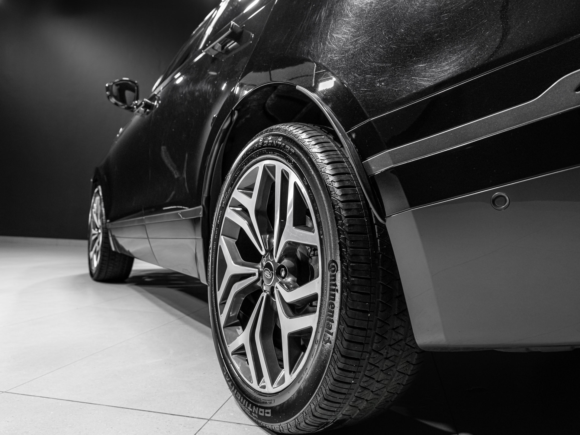 black velar 2721