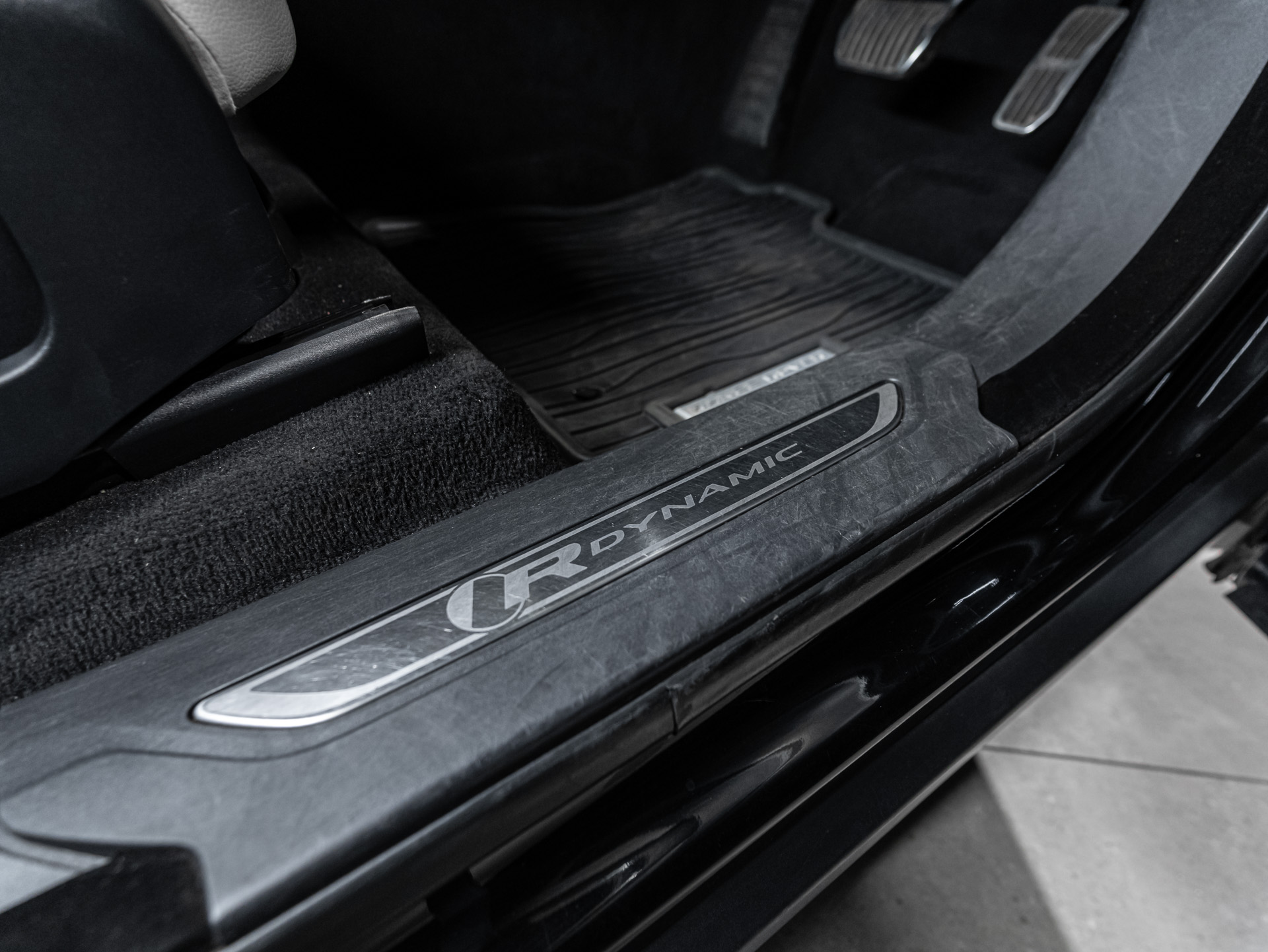 black velar 2754