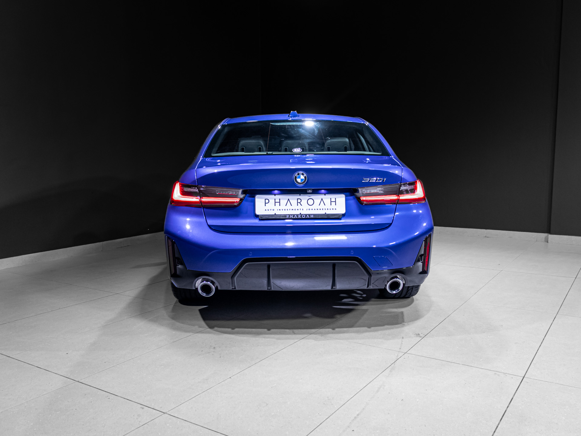 blue320i 7678