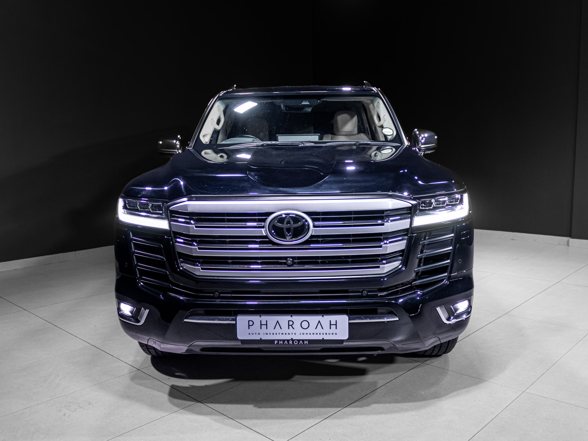 landcruiser nacy 7481
