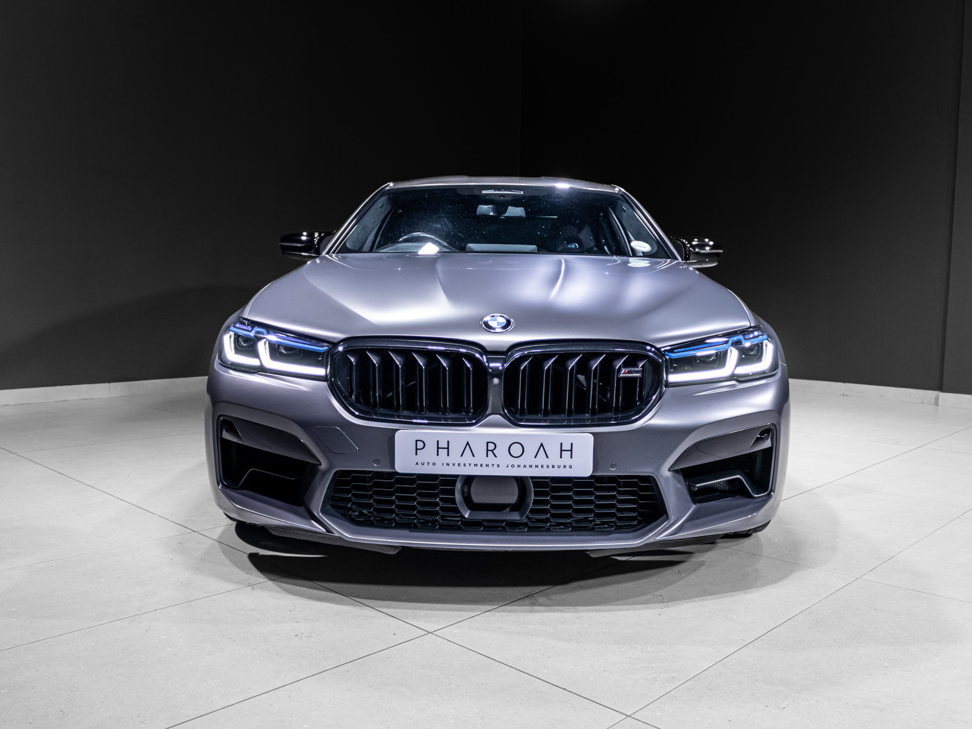 m5 comp grey 8128