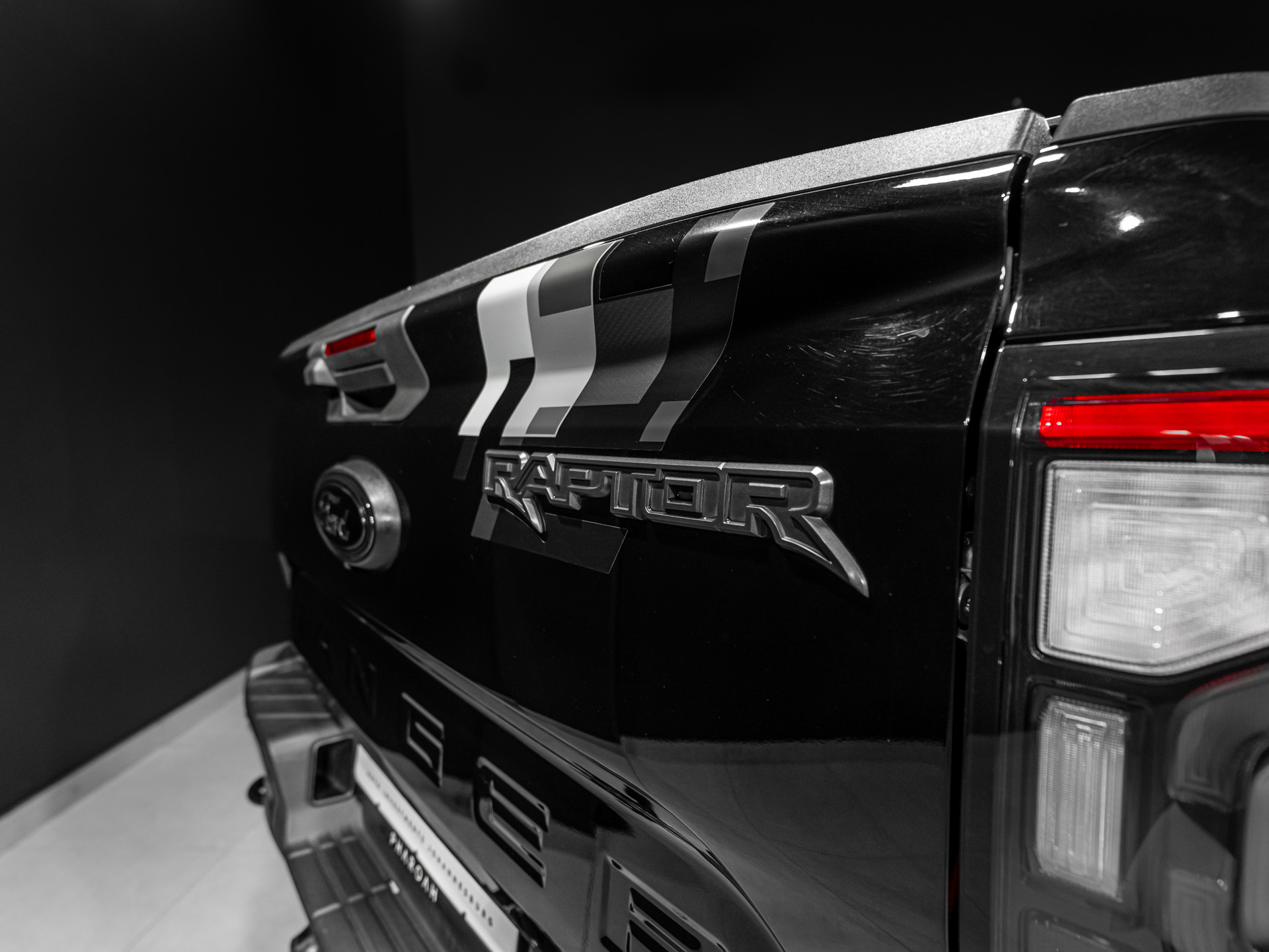raptor black 6025