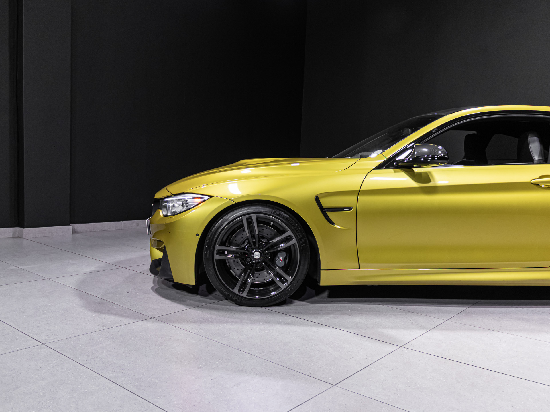 yellowm4 7790