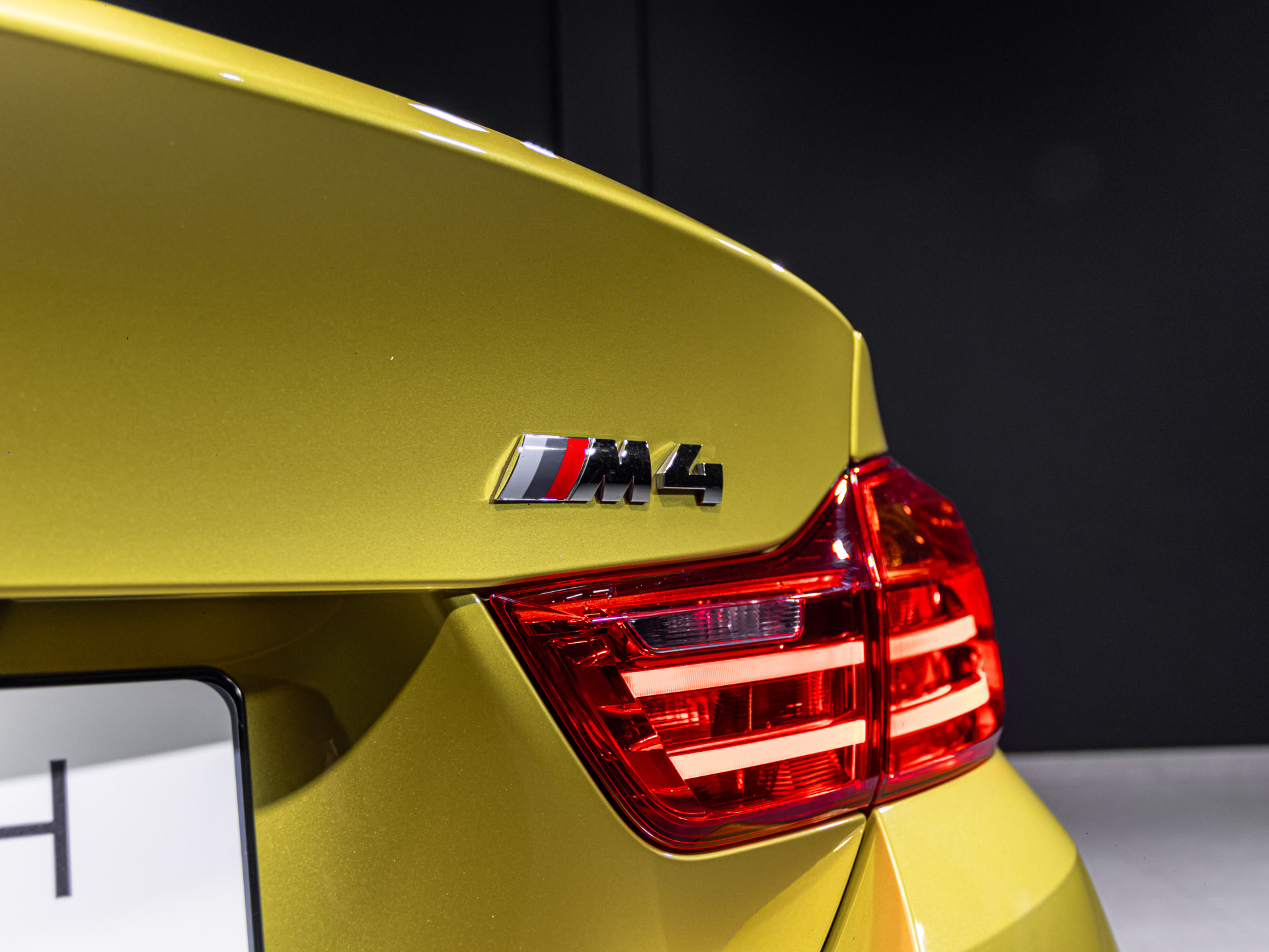 yellowm4 7893