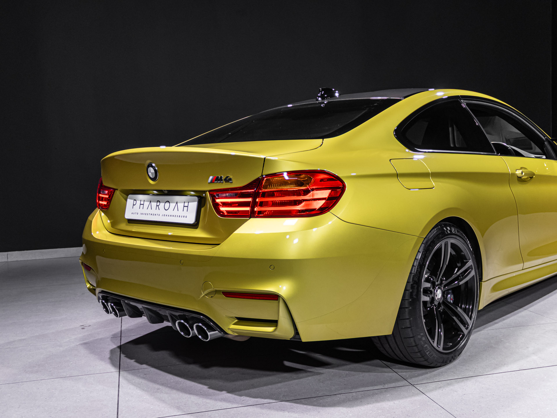 yellowm4 7902