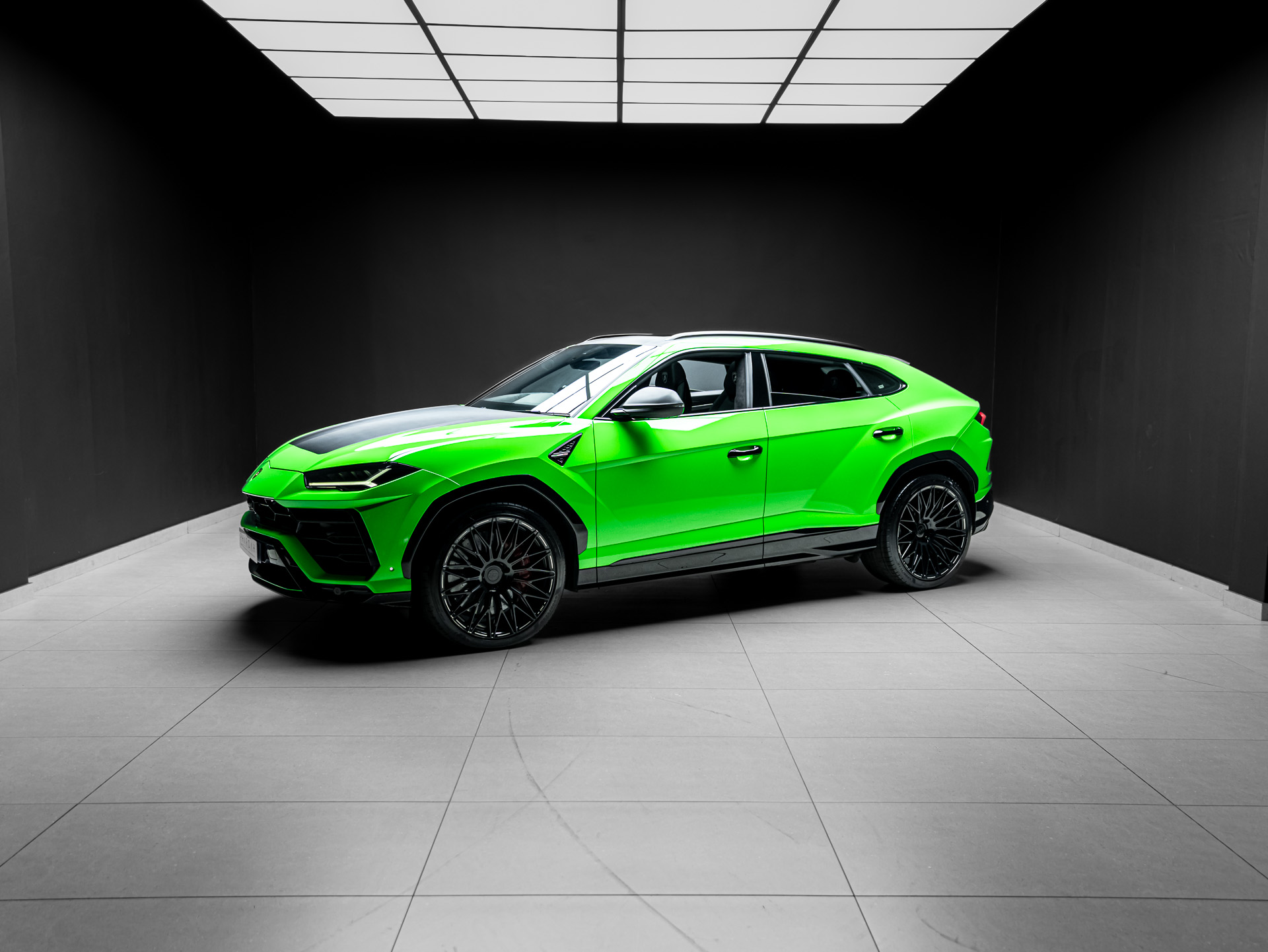 green urus 9449