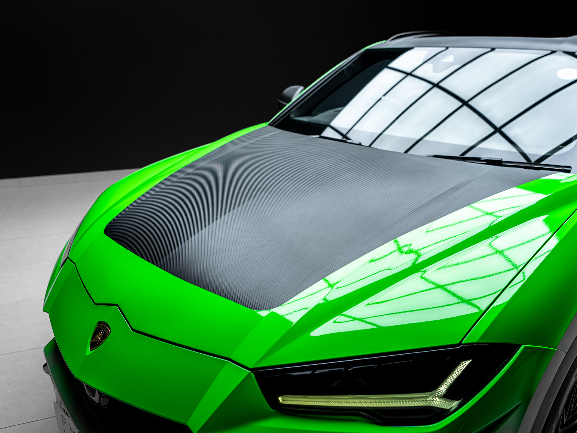 green urus 9451