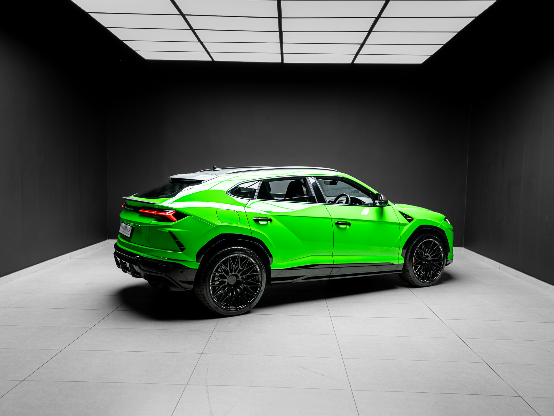 green urus 9473
