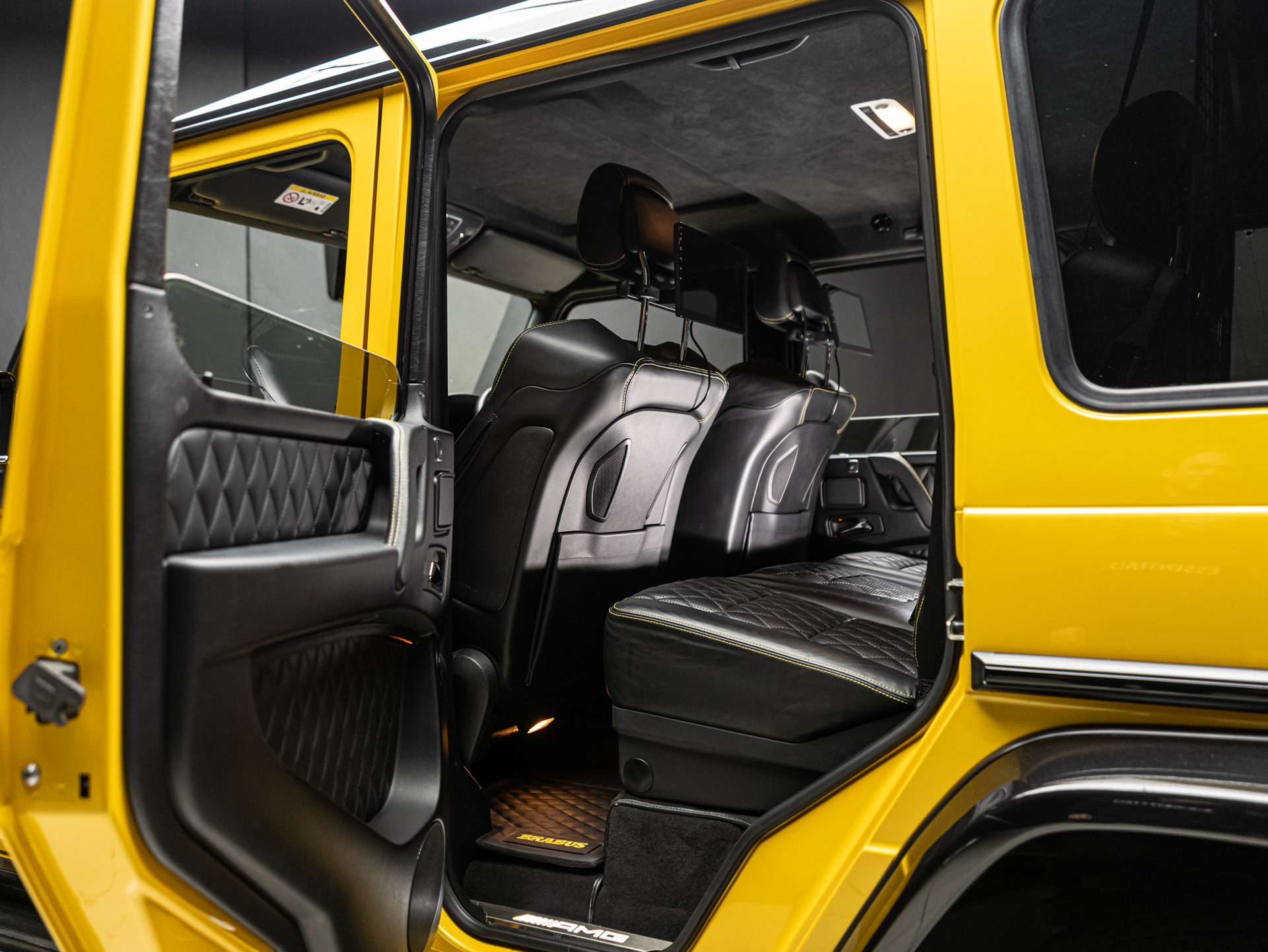 yellow g 9356