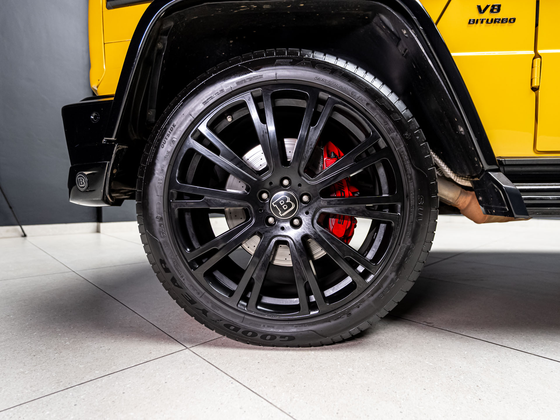 yellow g 9364