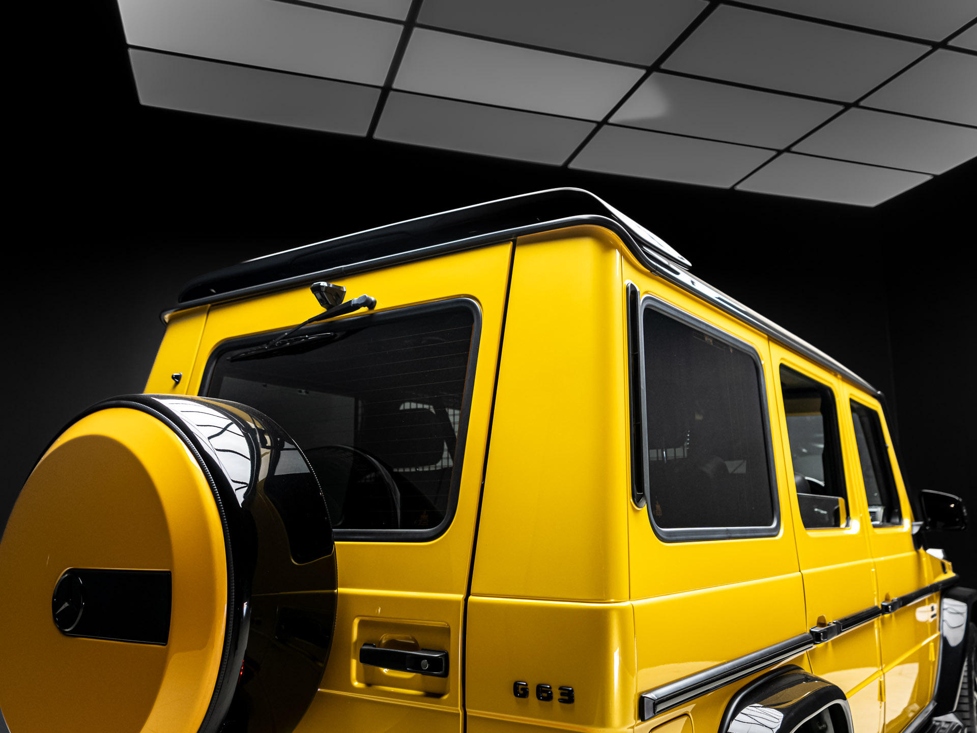 yellow g 9369