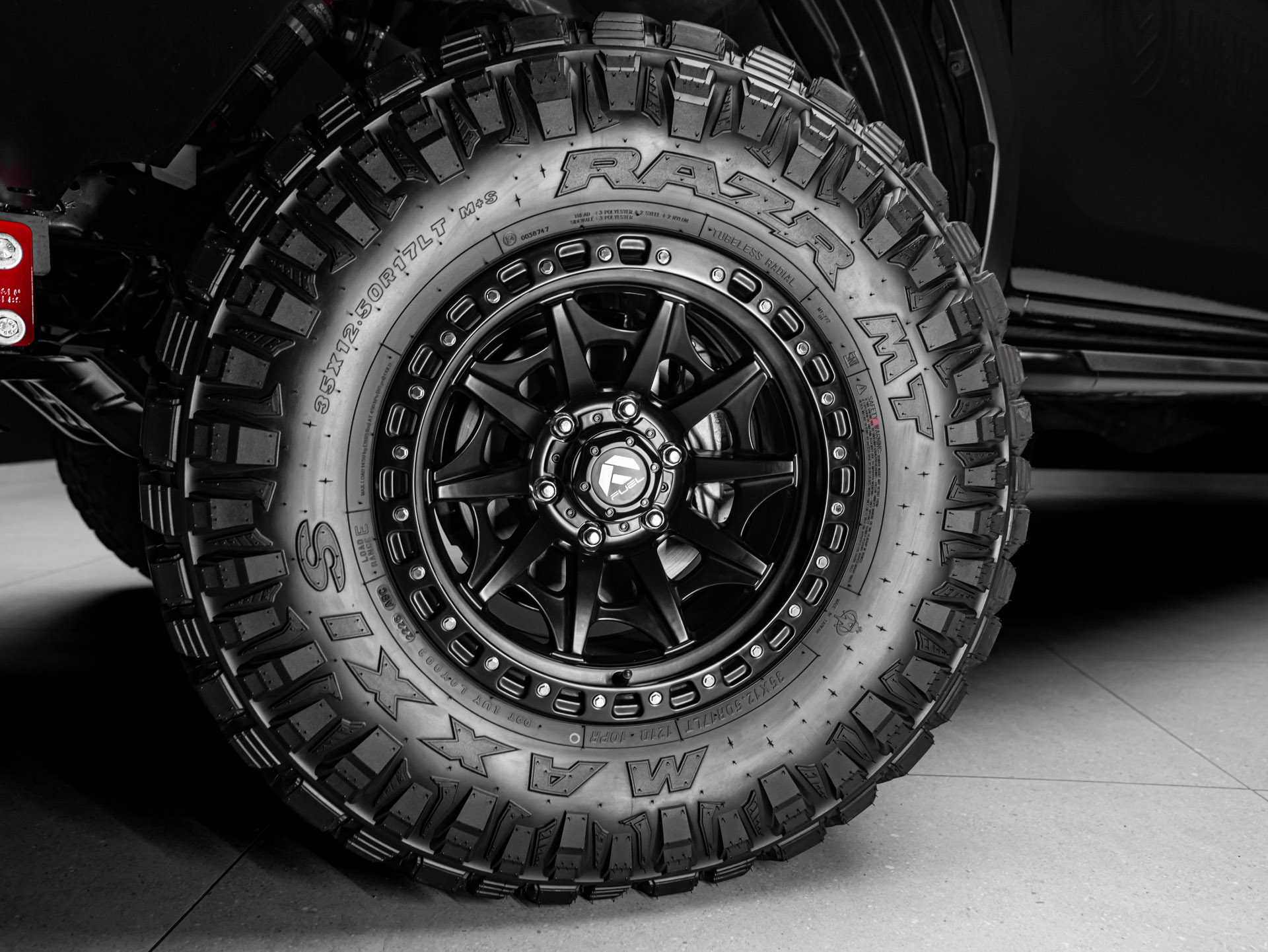 black toyota hilux 12