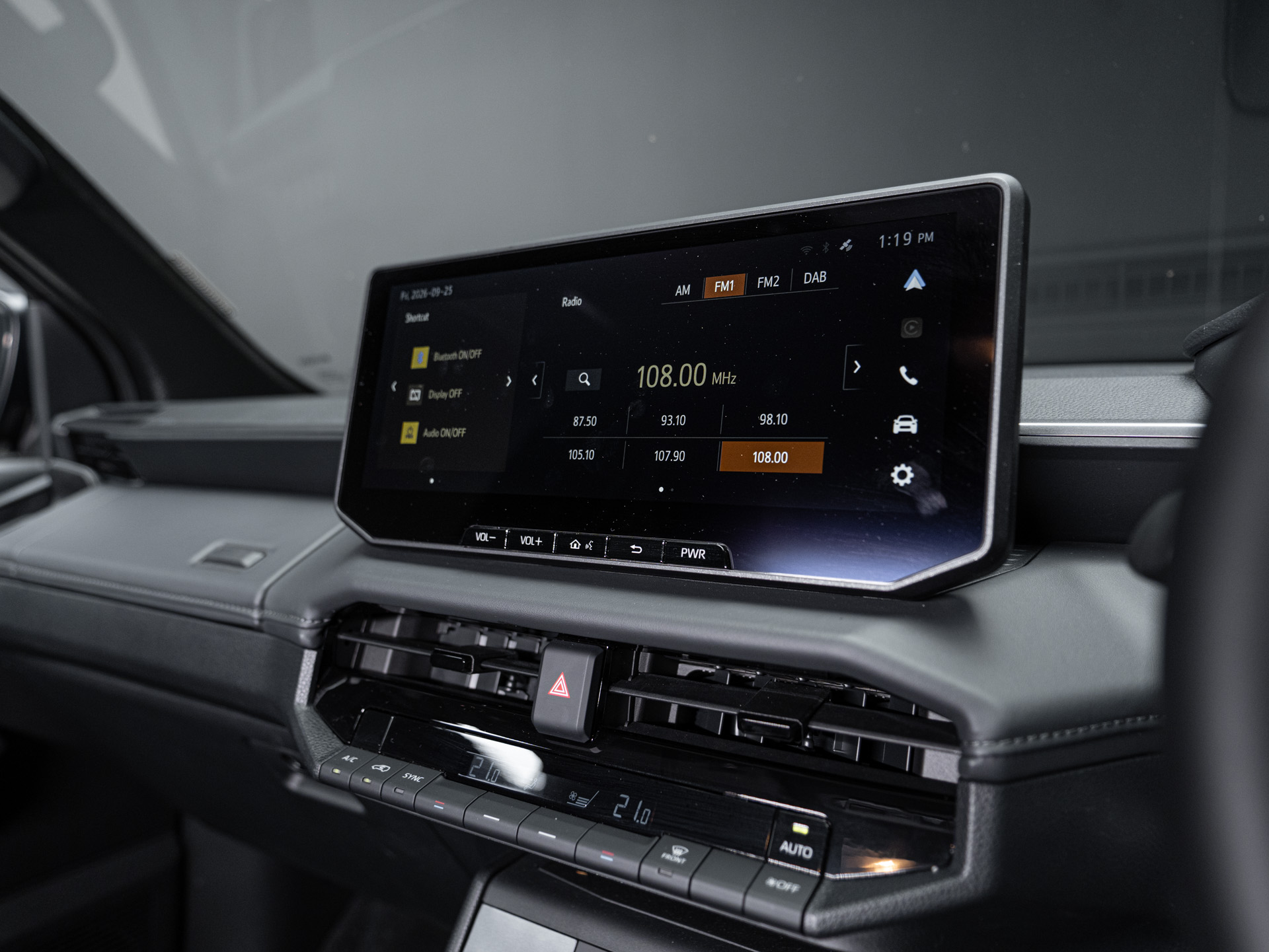 black toyota hilux 25