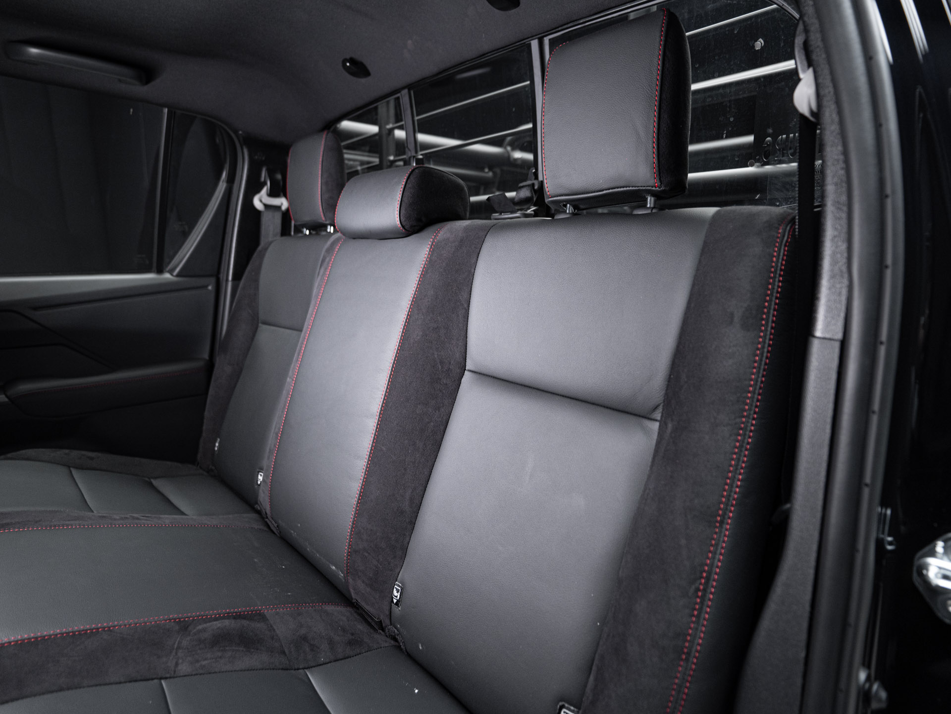 black toyota hilux 29