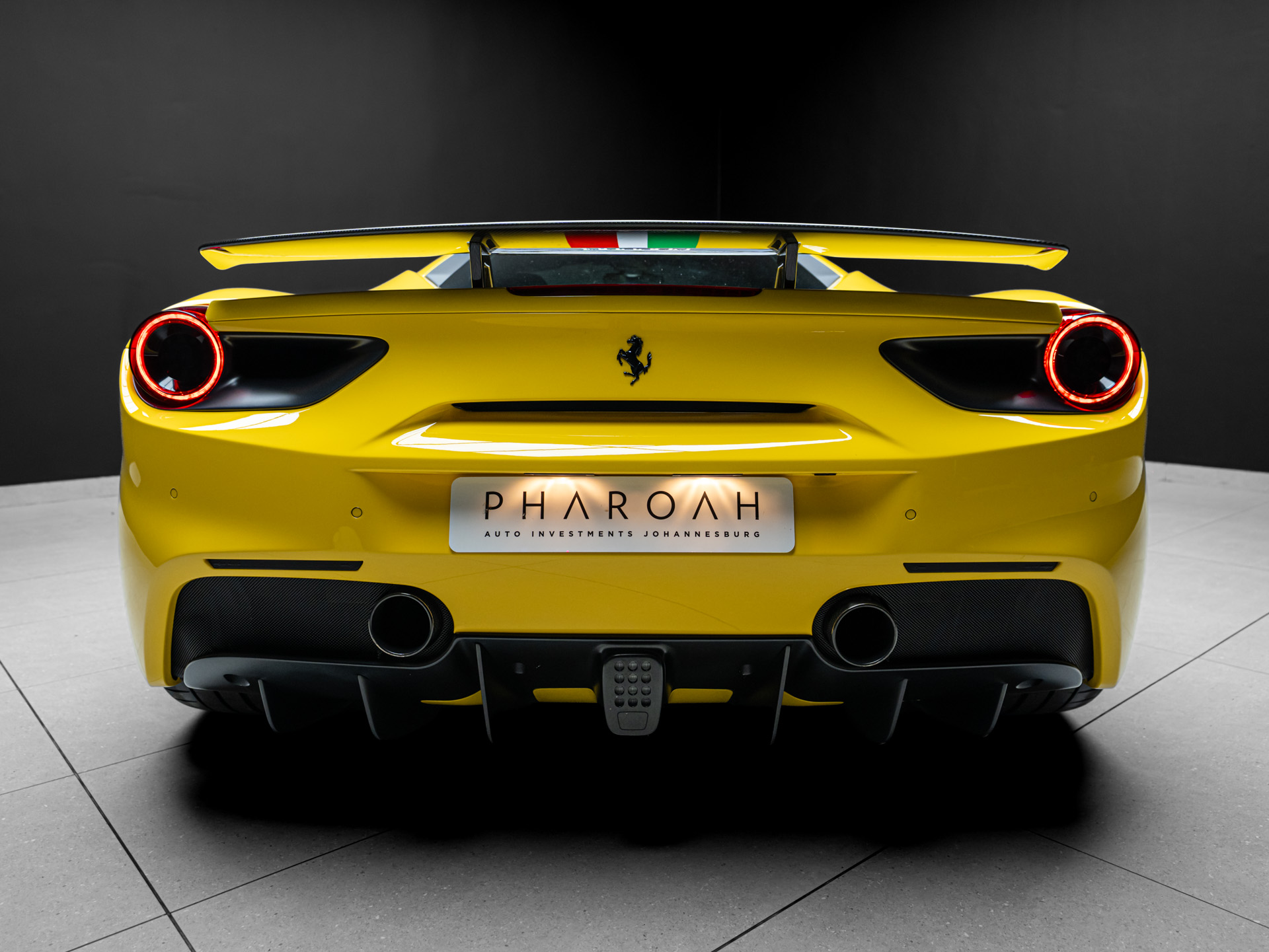 ferrari 488 yellow 18