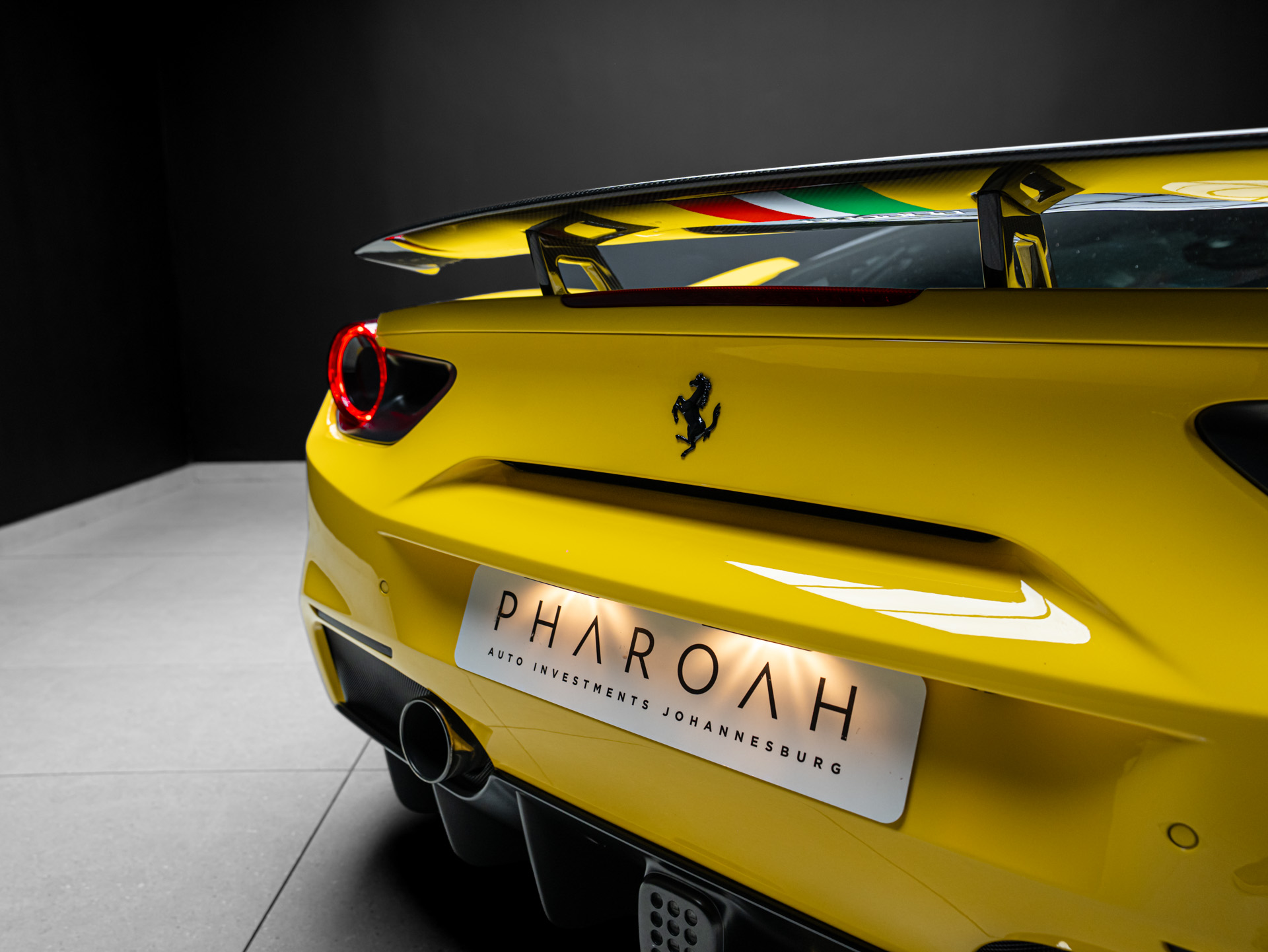 ferrari 488 yellow 20