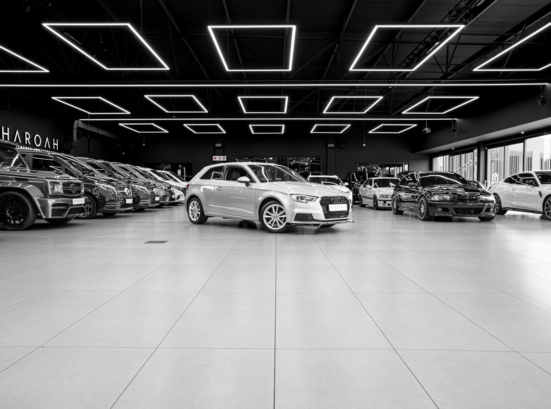 grey audi a3
