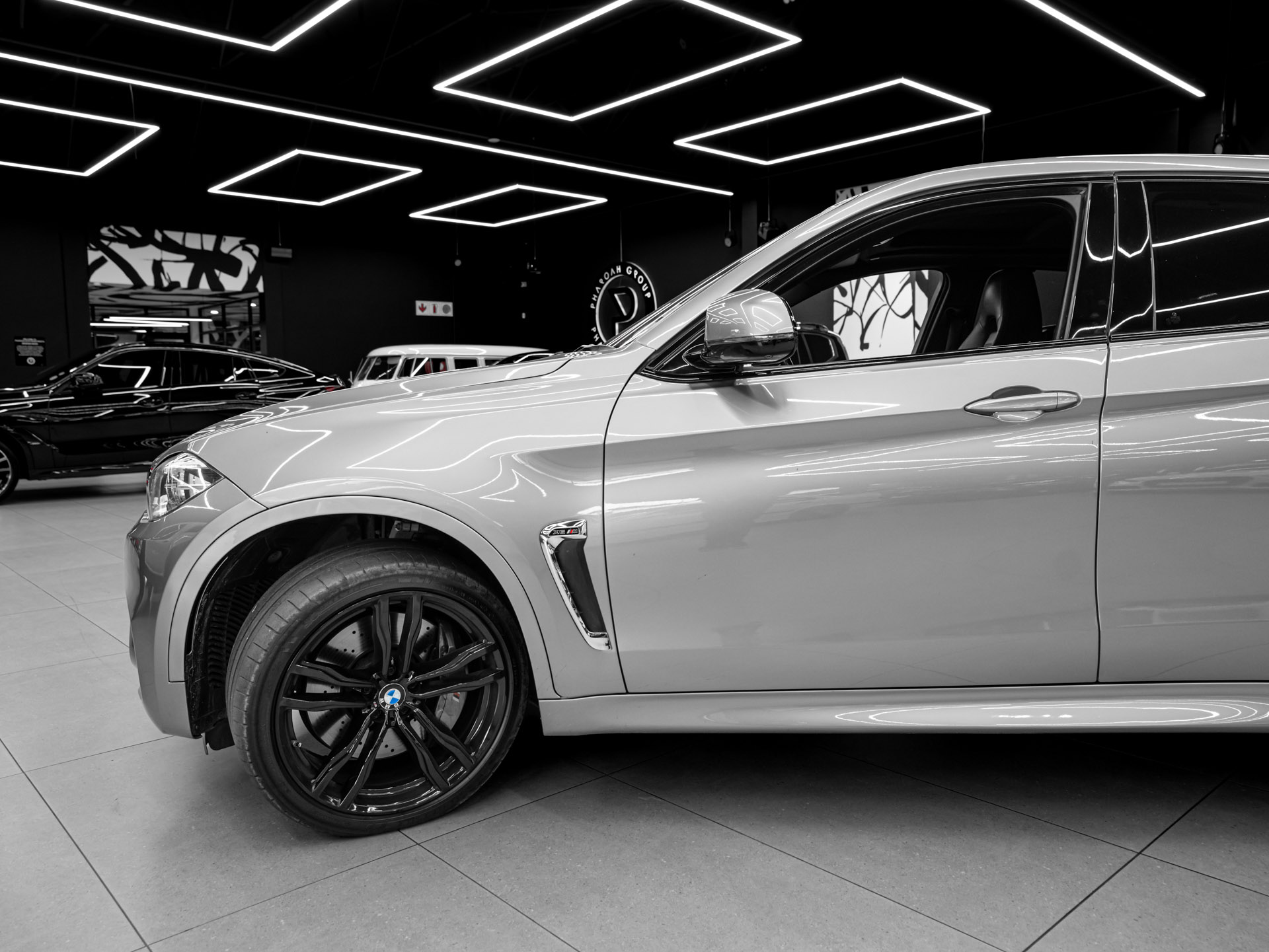 grey bmw x6 v2 15