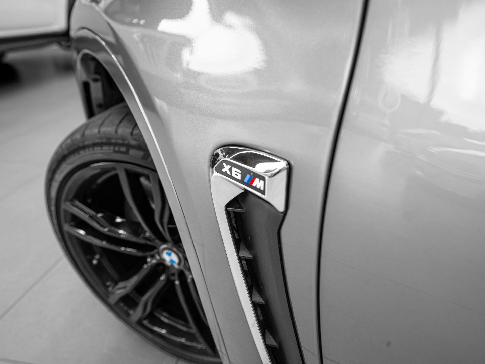 grey bmw x6 v2 17