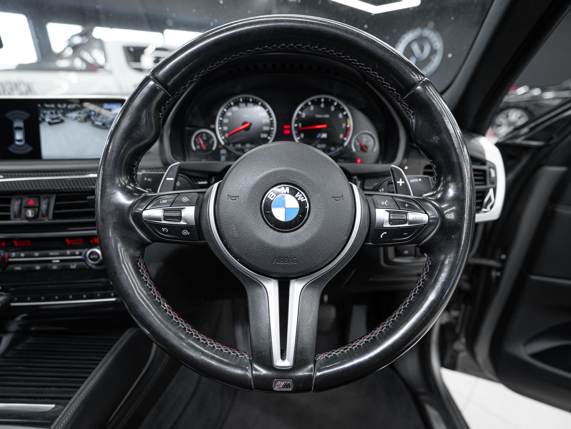 grey bmw x6 v2 21