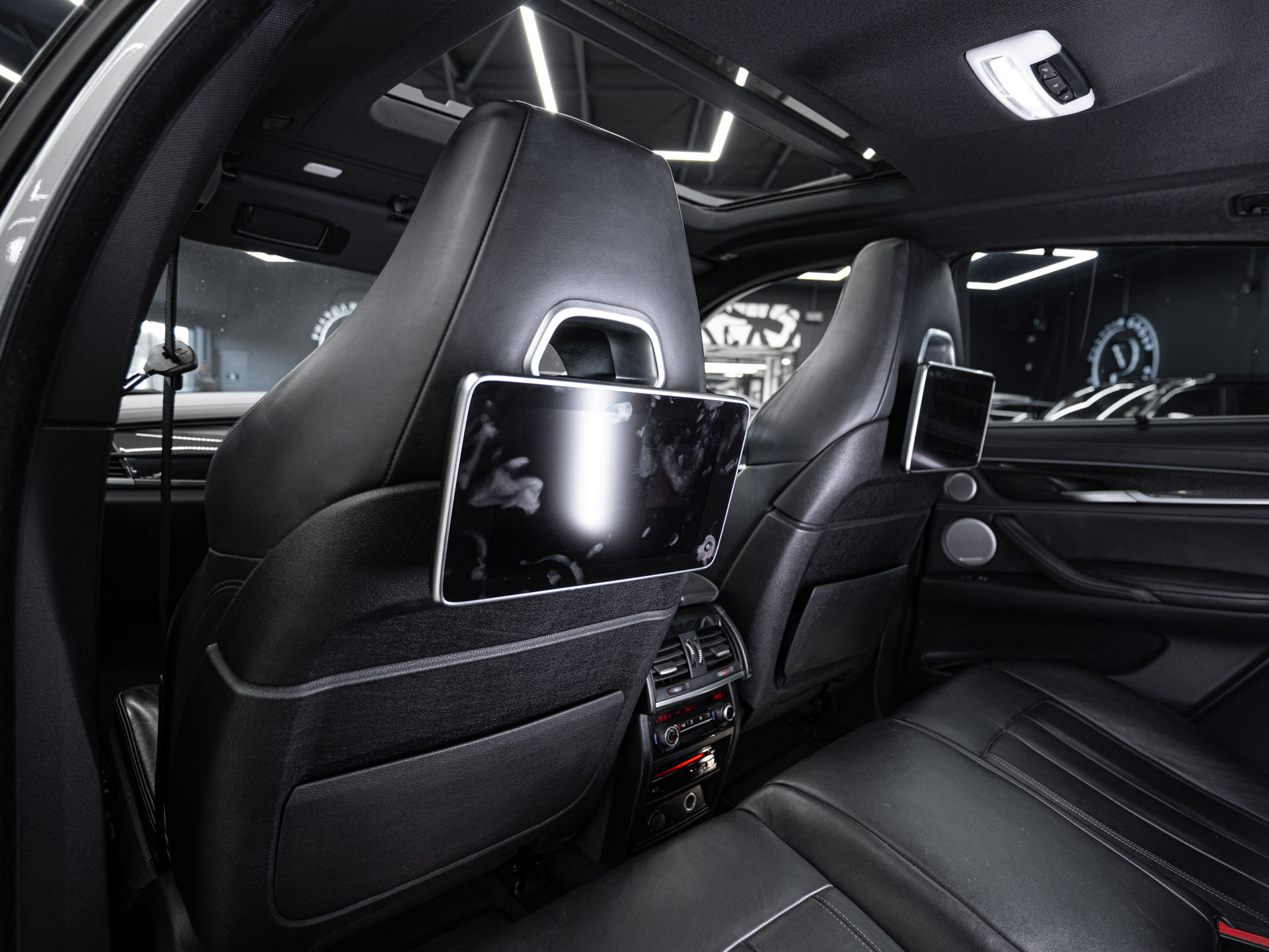grey bmw x6 v2 28