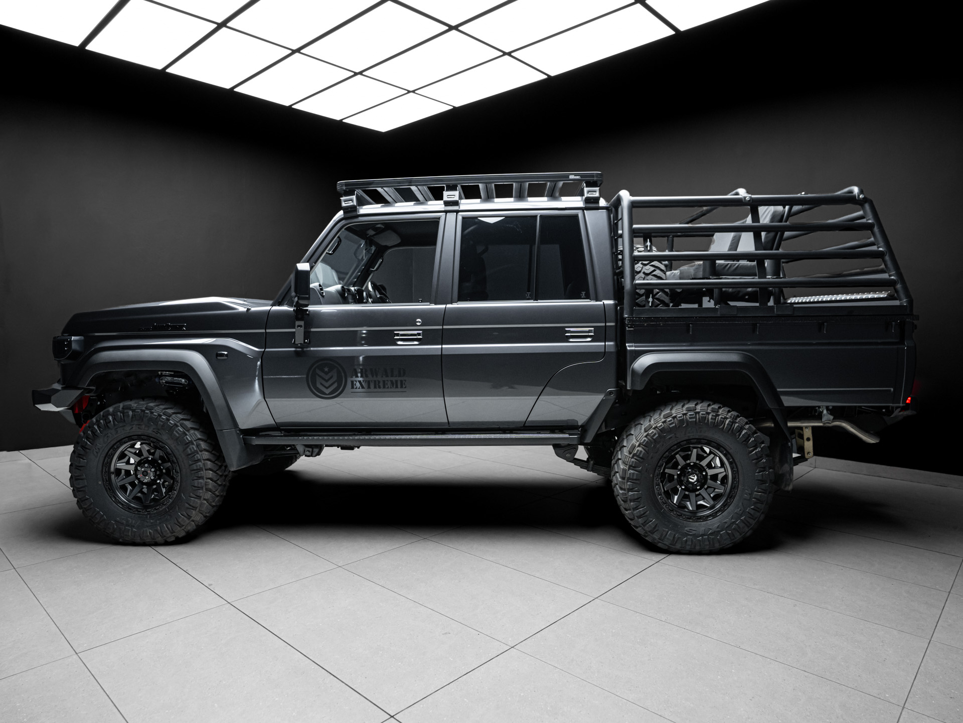 grey land cruiser cattle rail 3