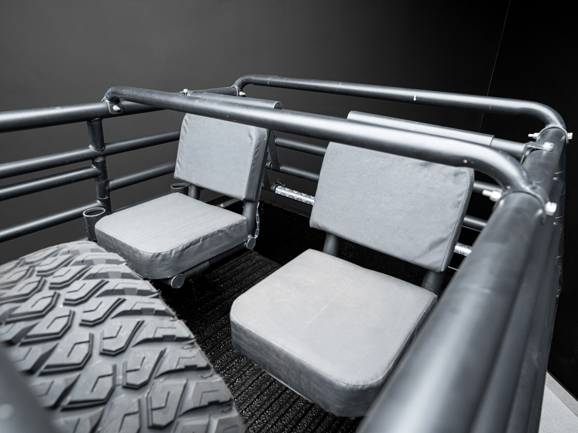 grey land cruiser cattle rail 9