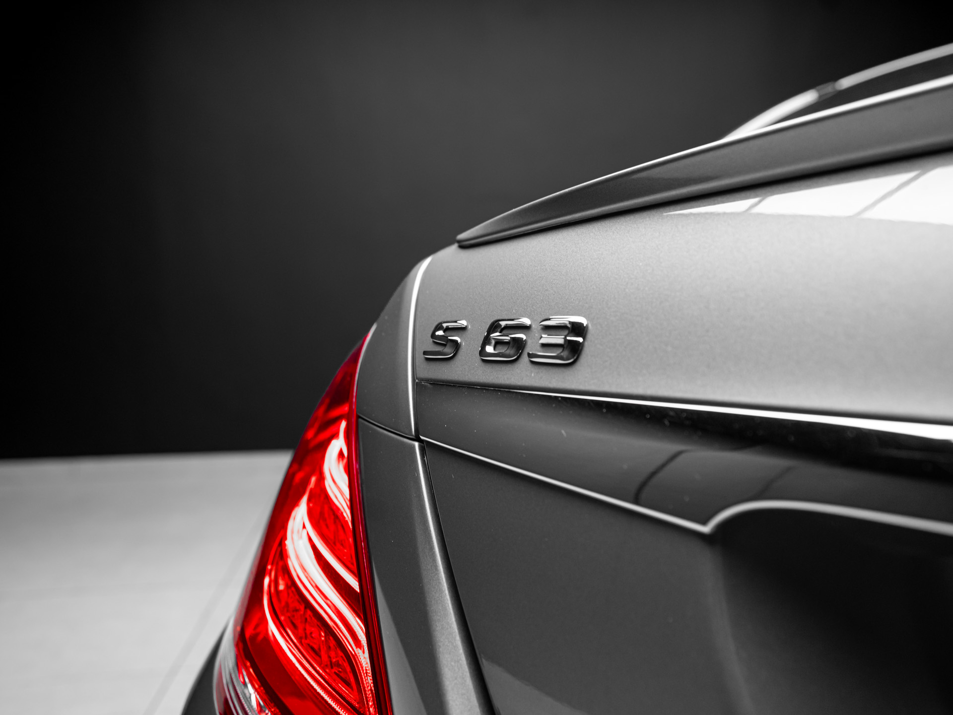 grey mercedes s63 16