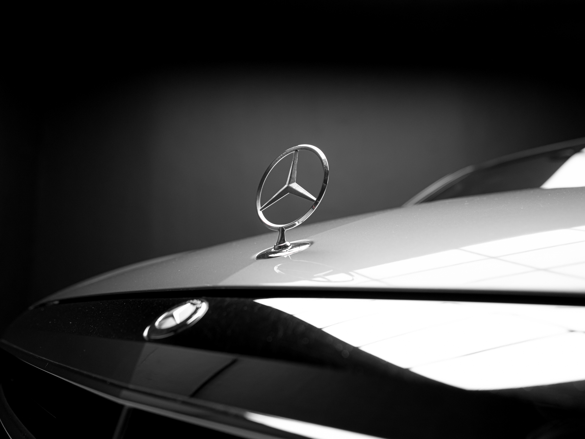 grey mercedes s63 9