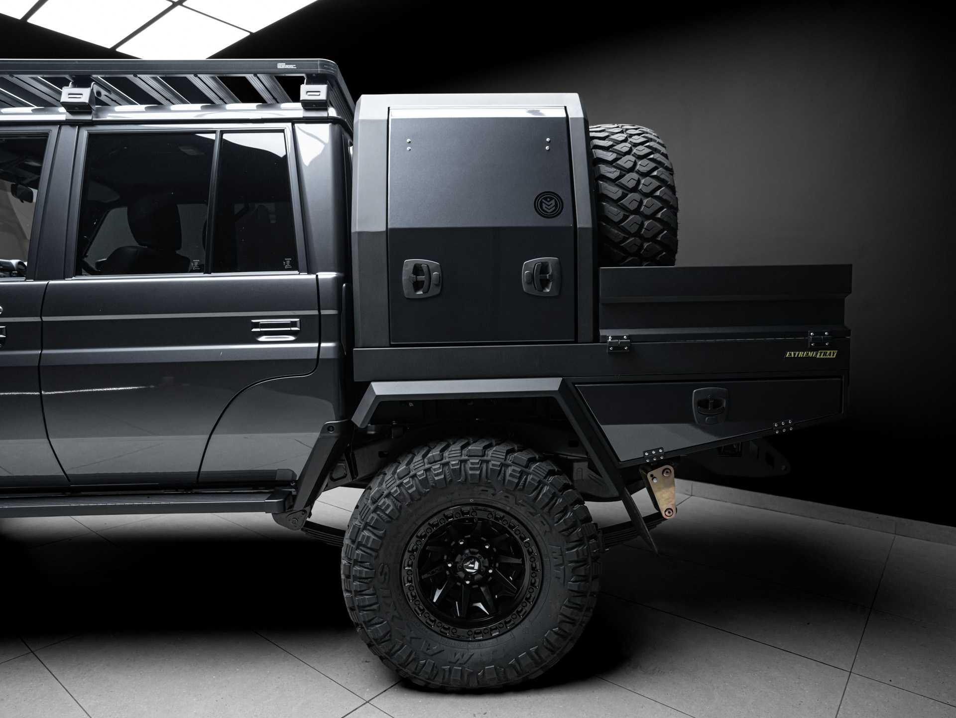 grey toyota lc79 canopy 4