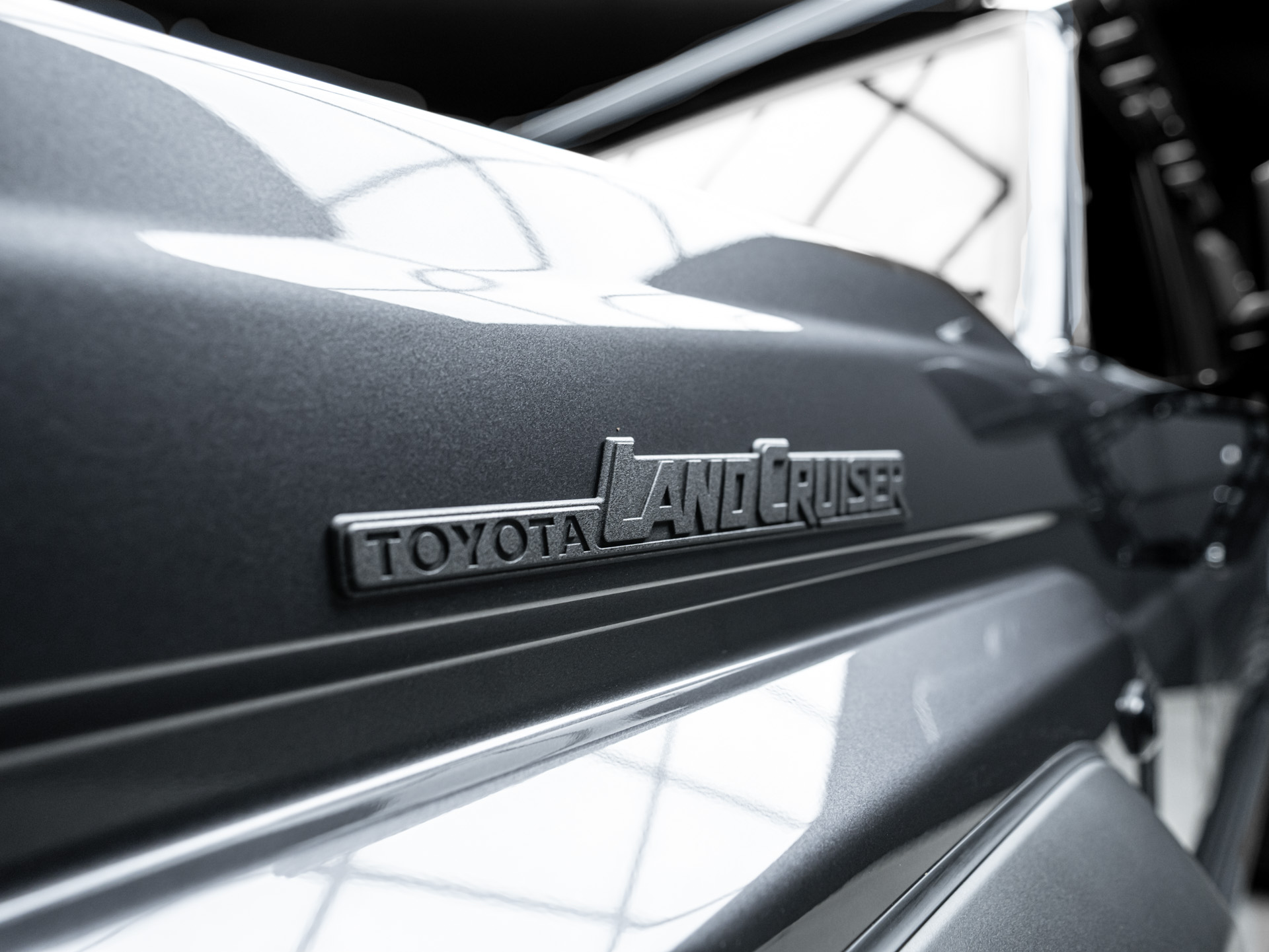 grey toyota lc79 canopy 8
