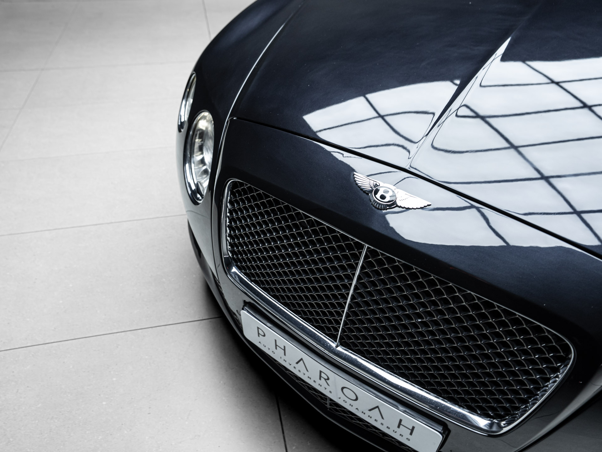 navy blue bentley continental w12 9