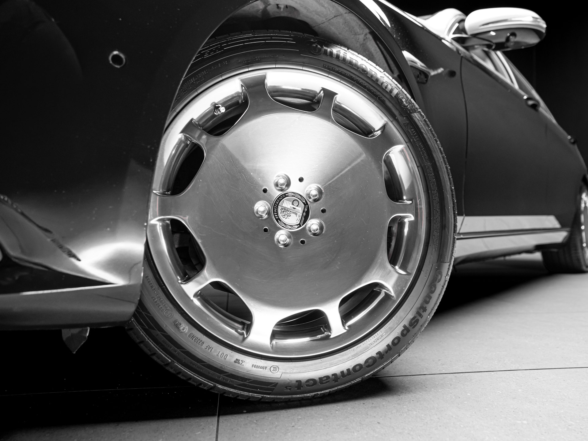two tone mercedes maybach s560 11