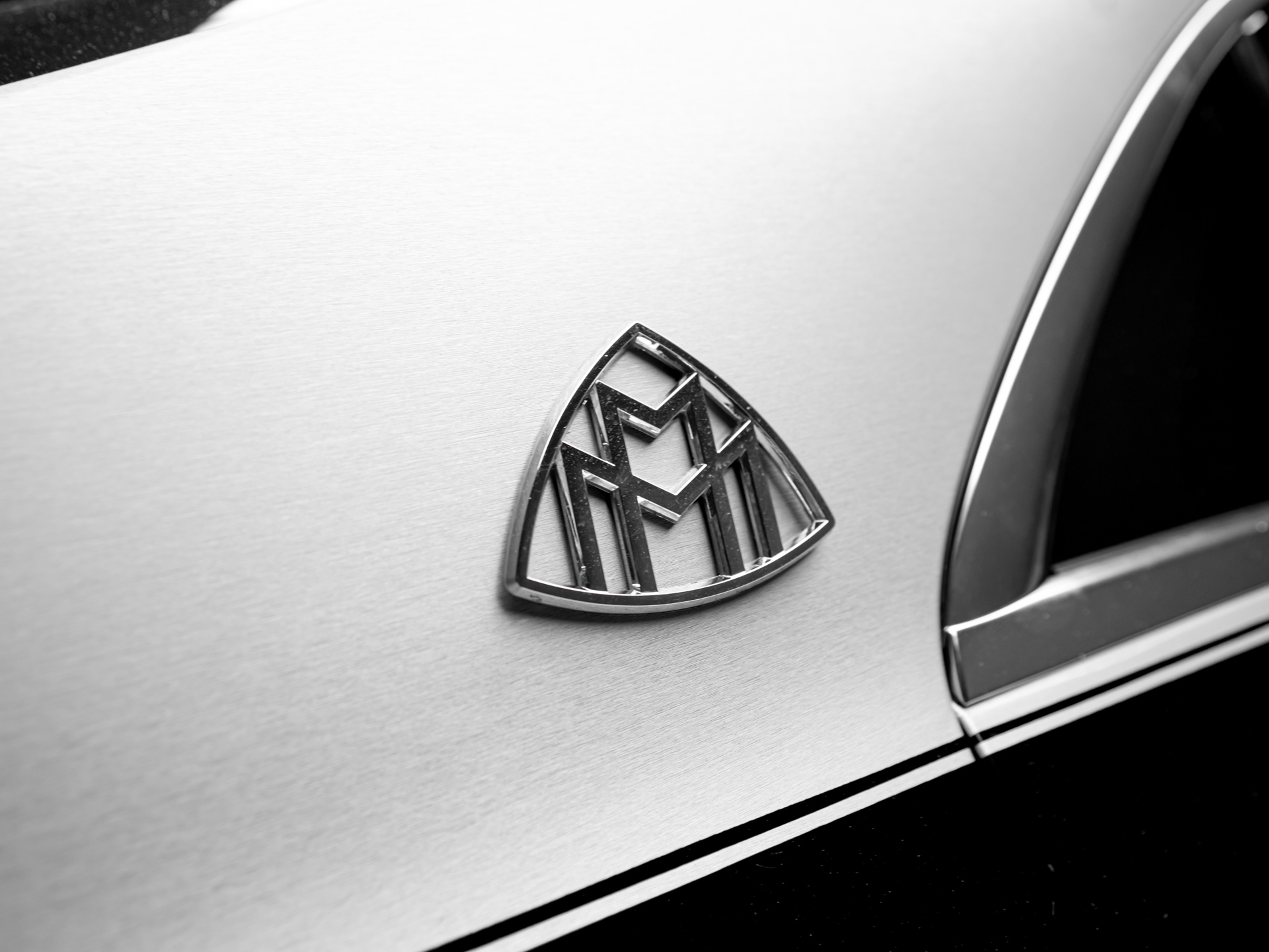 two tone mercedes maybach s560 14