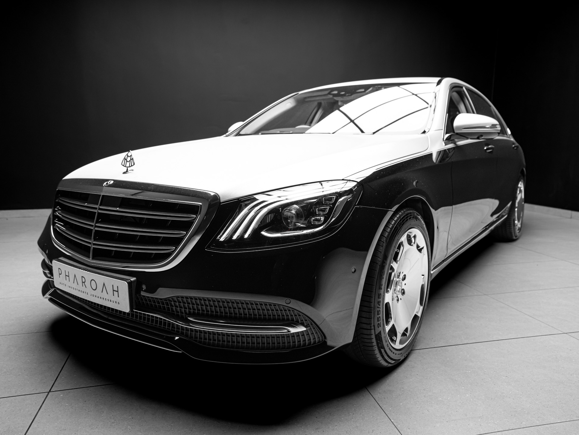 two tone mercedes maybach s560 7