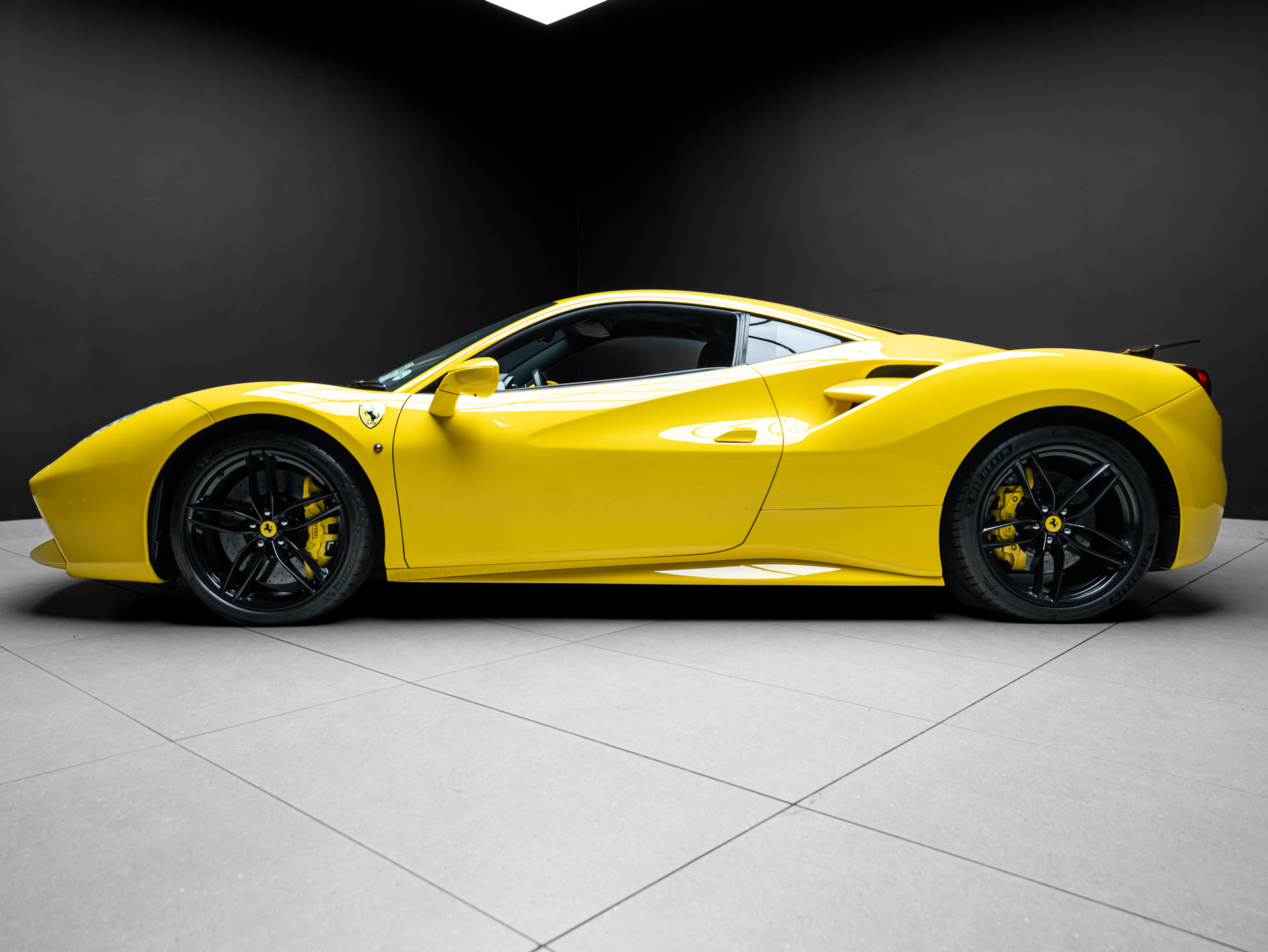 yellow ferrari 488 gtb 2