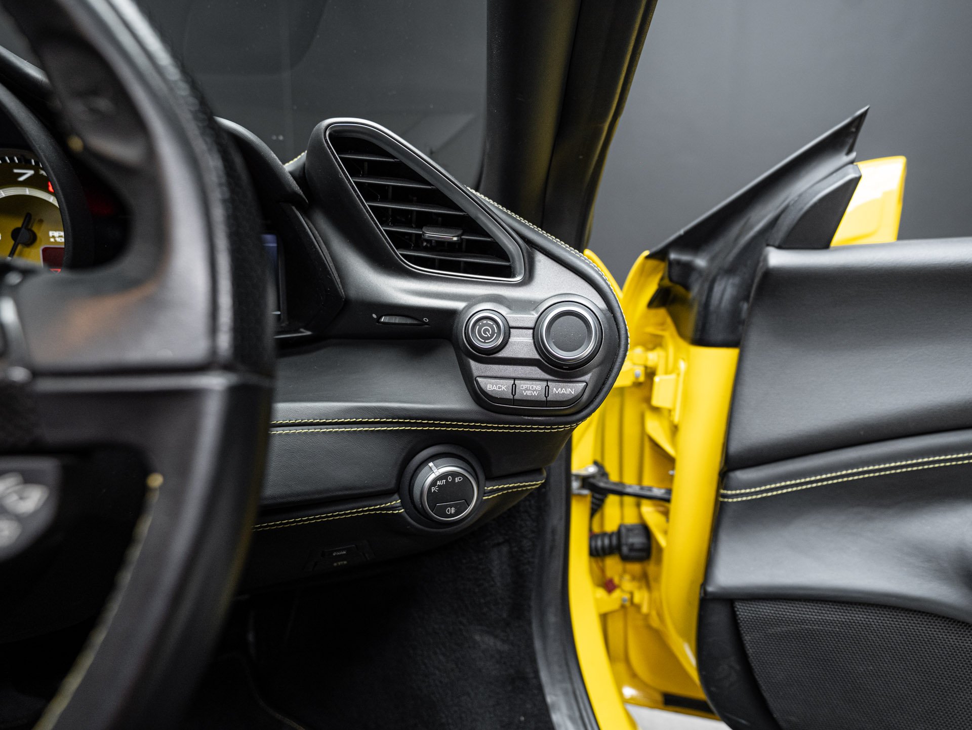 yellow ferrari 488 gtb 25