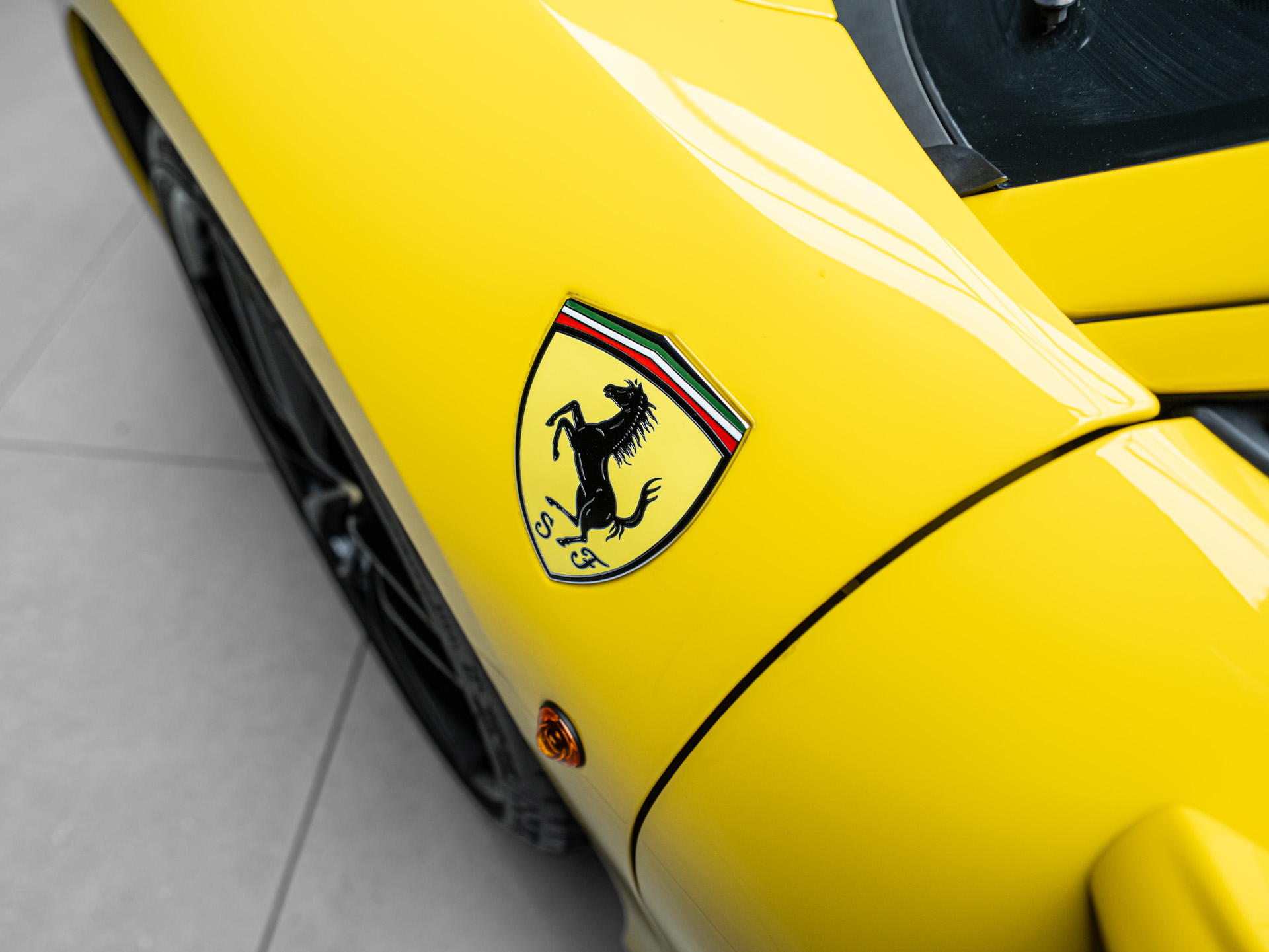 yellow ferrari 488 gtb 9