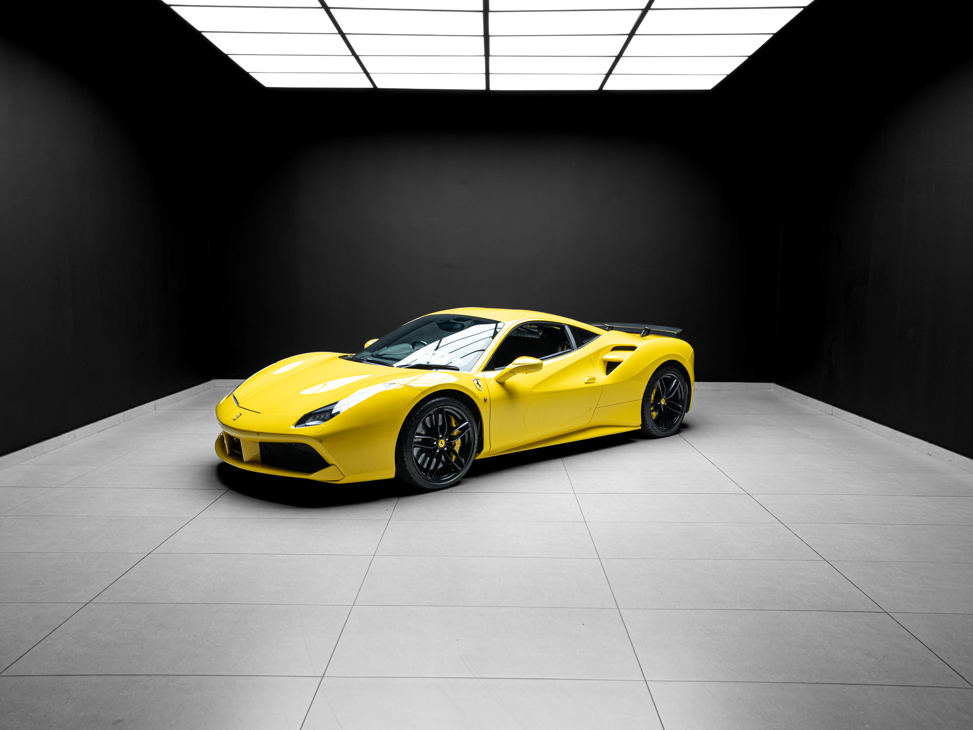 yellow ferrari 488 gtb