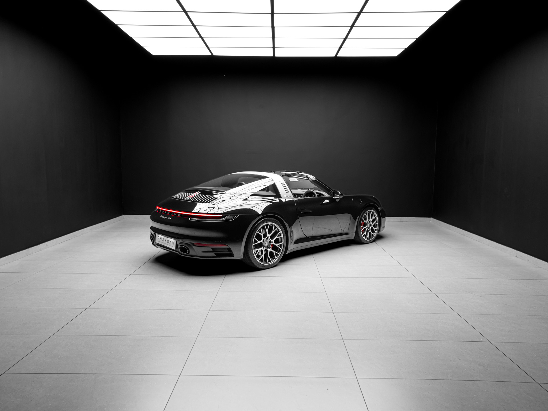 black porsche 911 targa 4 13