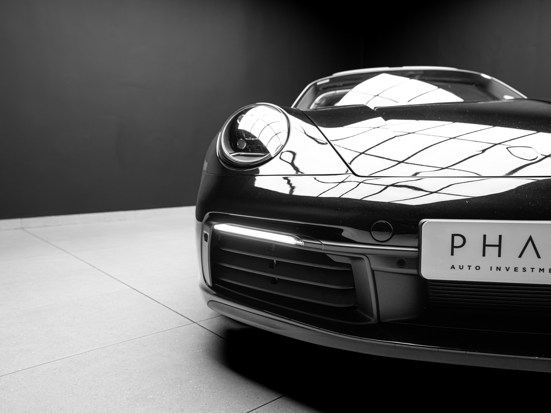 black porsche 911 targa 4 9