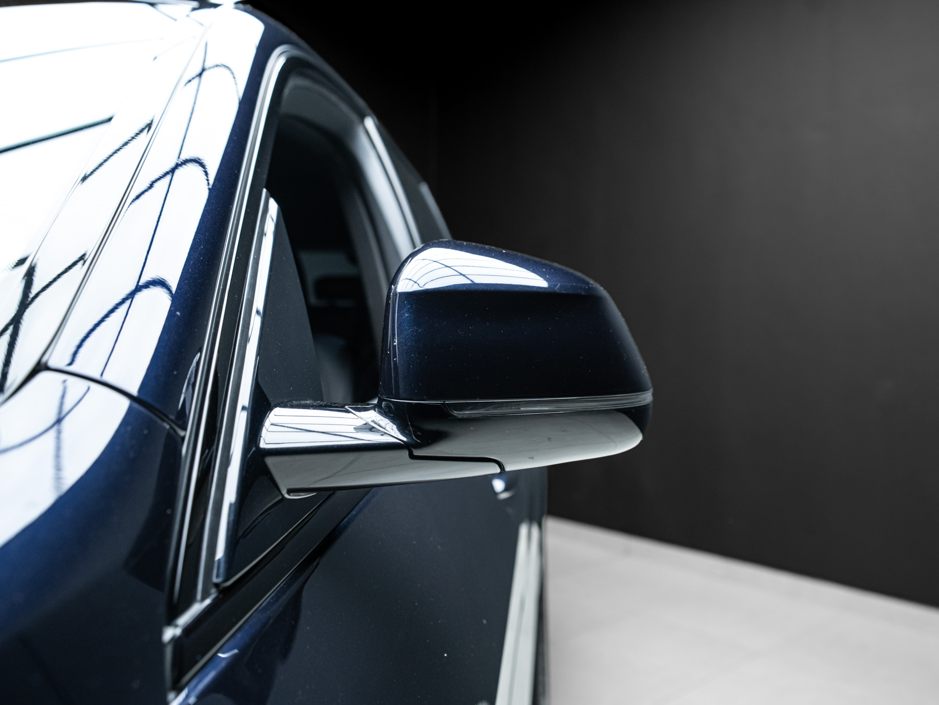 blue bmw x5 6