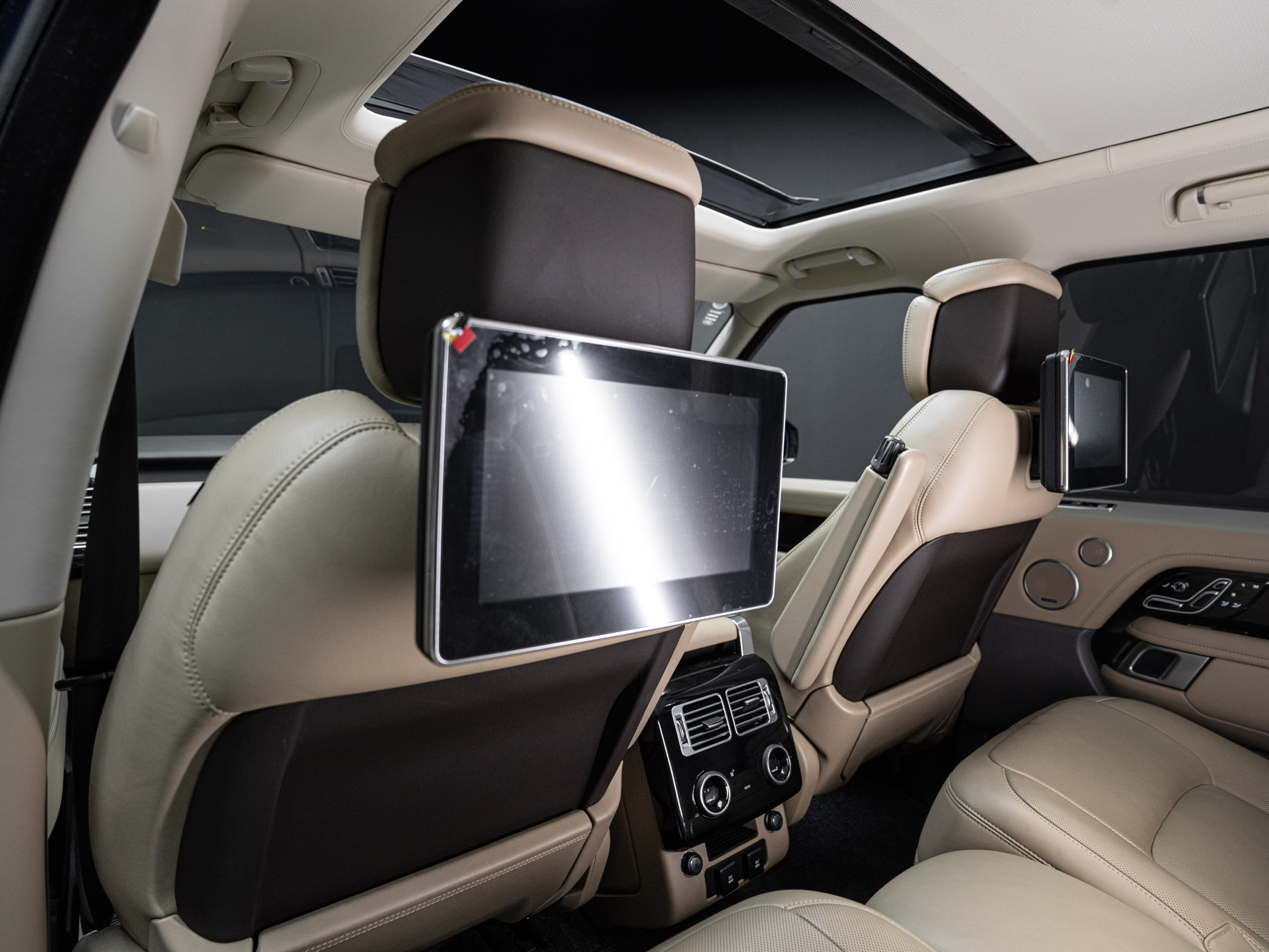 blue range rover autobiography 29