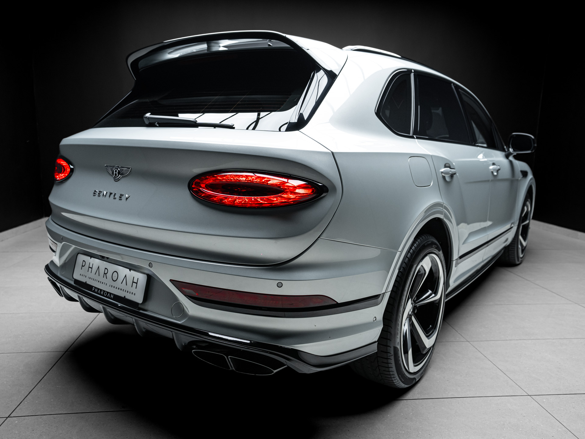 breeze blue bentley bentayga s 12