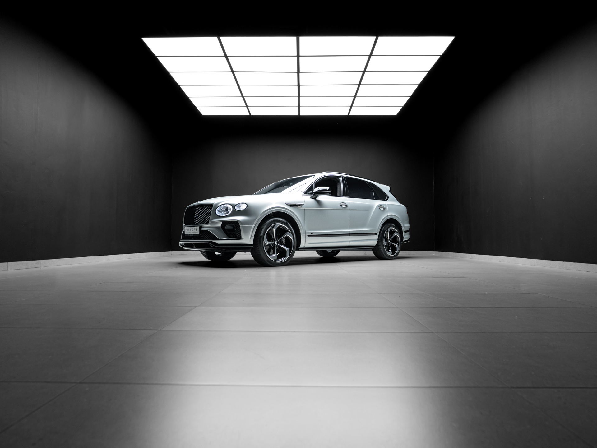 breeze blue bentley bentayga s 2