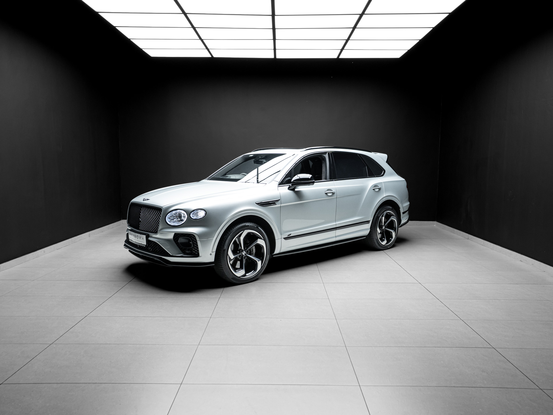 breeze blue bentley bentayga s