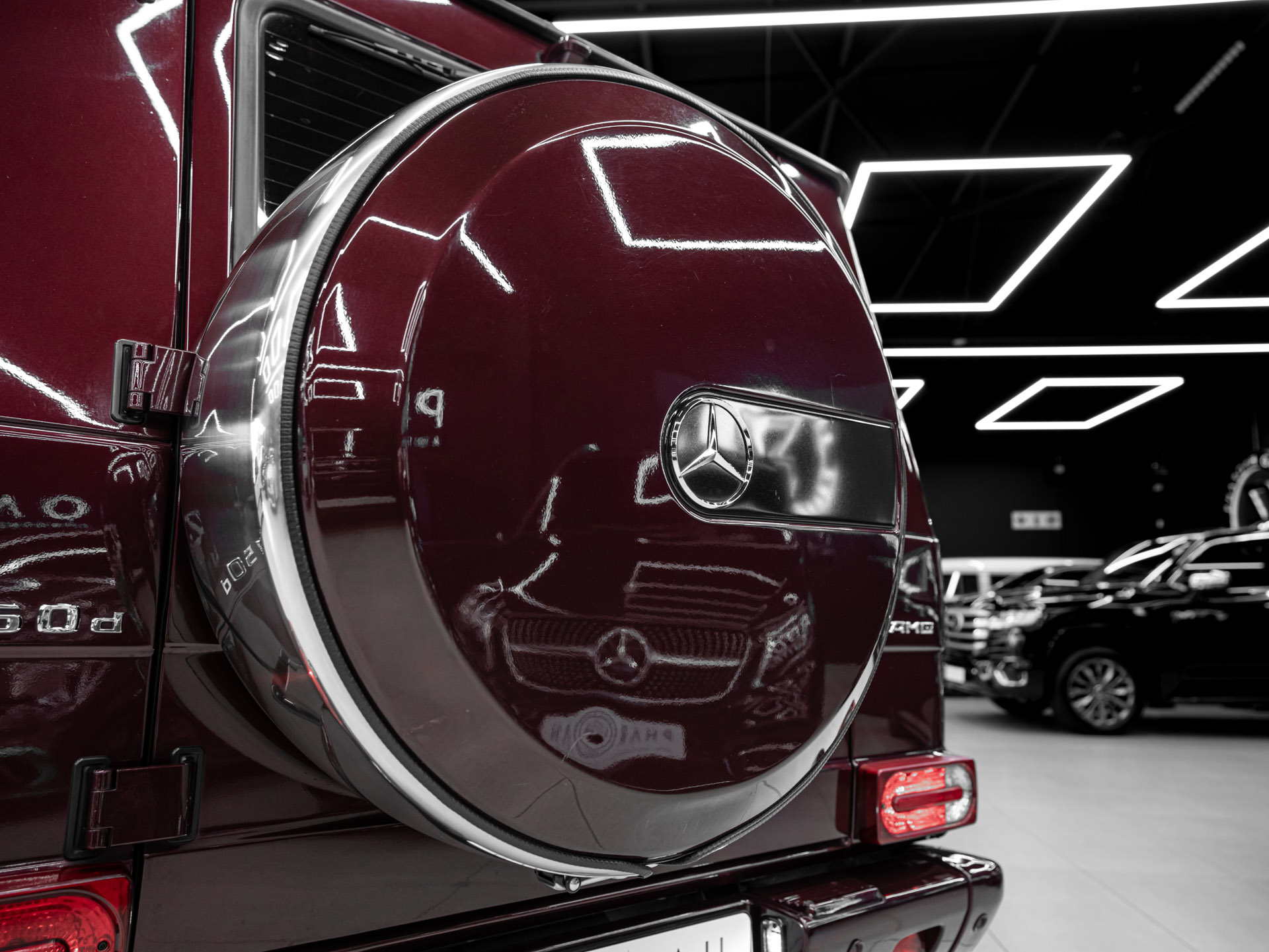 burgundy mercedes g350 11