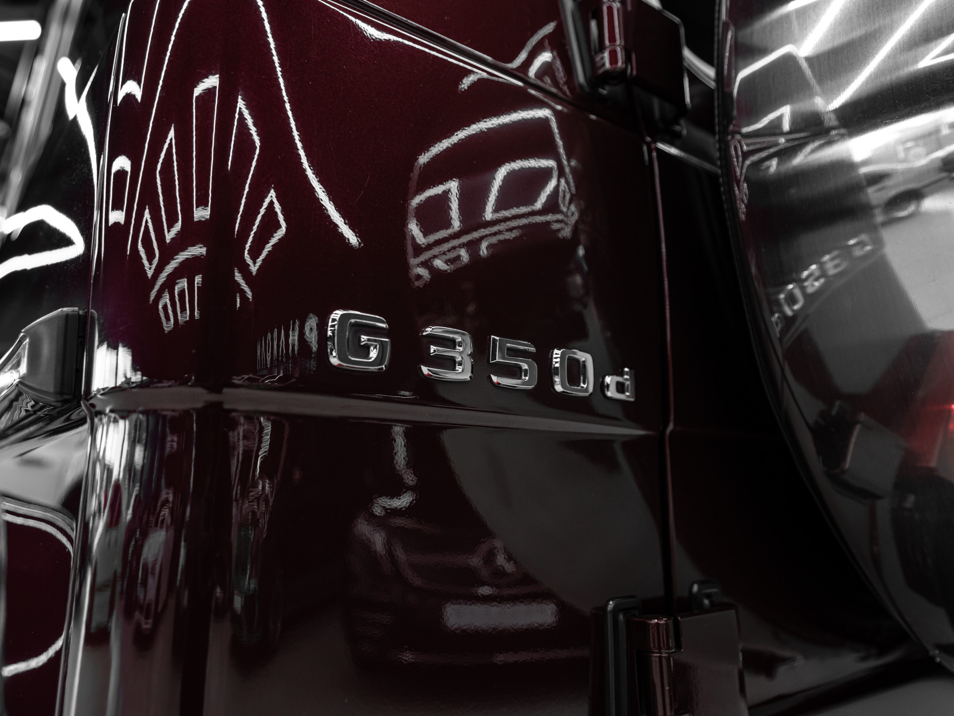 burgundy mercedes g350 12