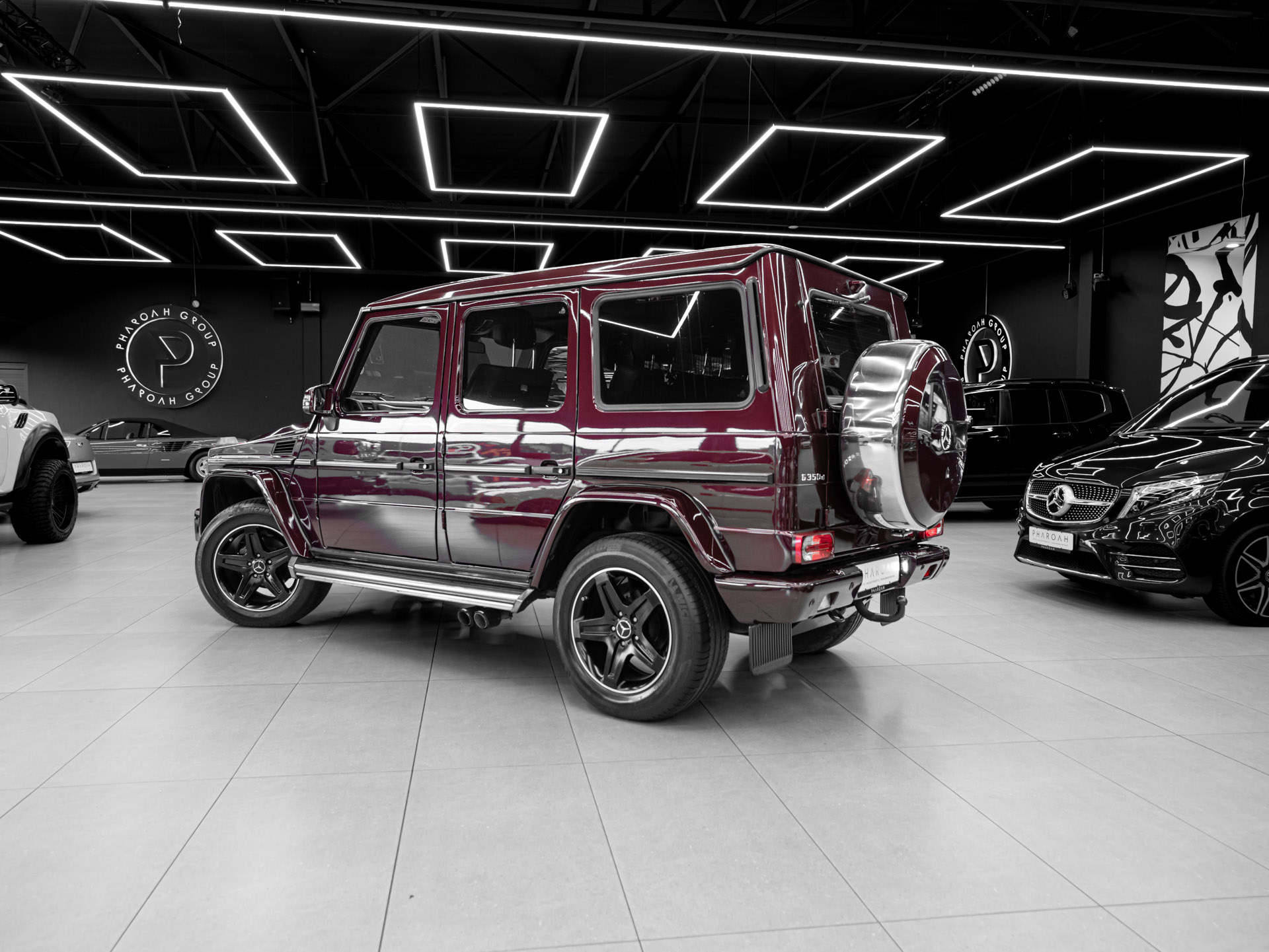 burgundy mercedes g350 13